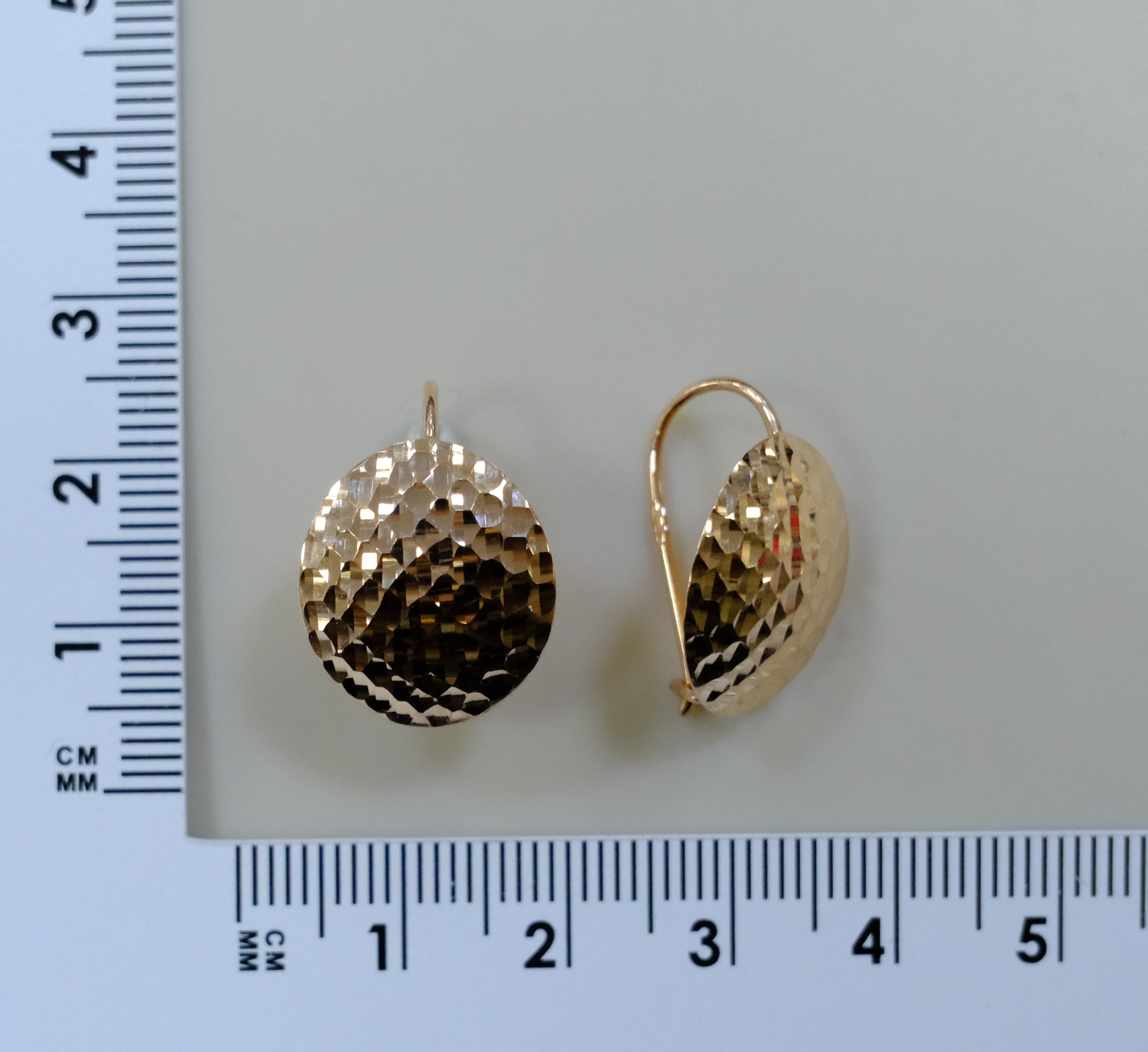 Серьги из золота